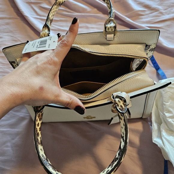 Coach Purse - Picture 14 of 15